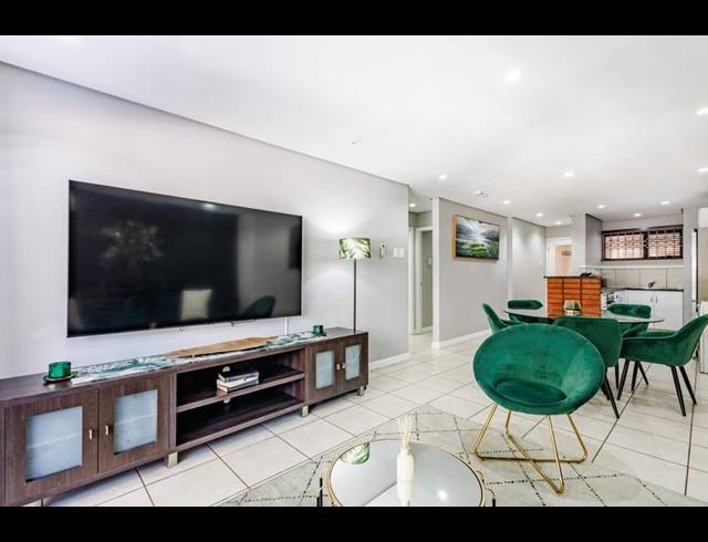 2 BEDROOM APARTMENT FOR SALE IN UMHLANGA RIDGE